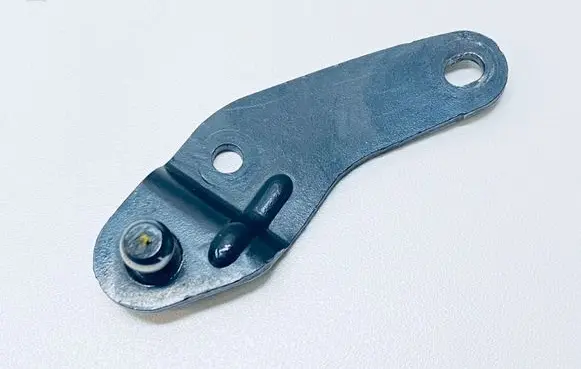 Volkswagen Touareg II Shock absorber/damper mounting bracket 7P6827428
