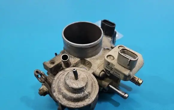 Toyota RAV 4 (XA10) Throttle body valve 2227074240 IMPRK1564189