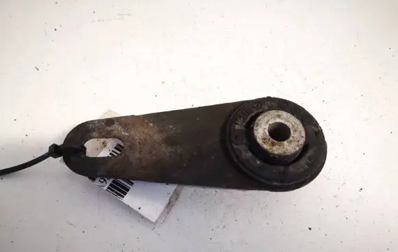 Citroen C5 Engine mount bracket