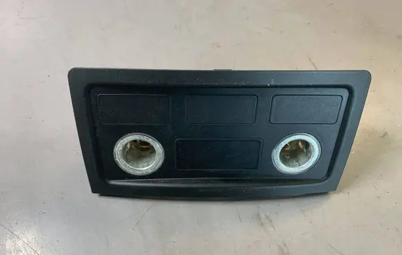 BMW 5 E60 E61 Cigarette lighter trim rear 9117364 7034100 51167059924