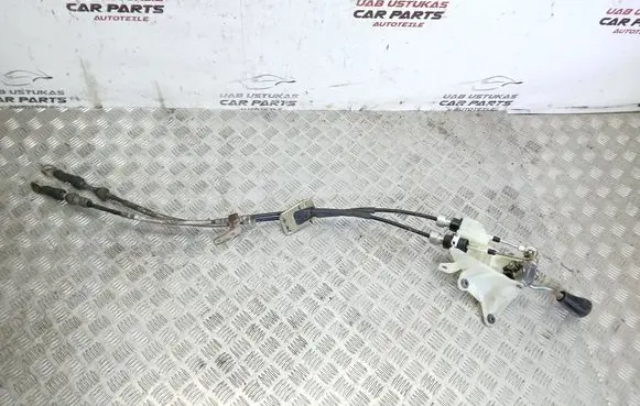Toyota Corolla Verso E121 Gear shifter/selector 