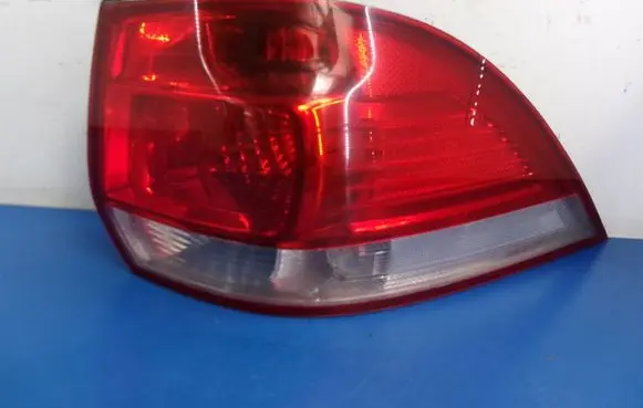 Volkswagen Golf V Rear/tail lights