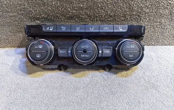 Volkswagen PASSAT B8 Climate control unit 5G1907044B