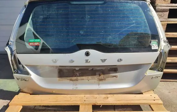 Volvo V70 Tailgate/trunk/boot lid 30674837 3934