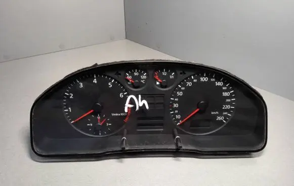 Audi A4 S4 B5 8D Speedometer (instrument cluster) 8D0919861C