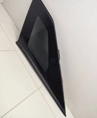 Peugeot 3008 II Rear side window 43R008600 E000255