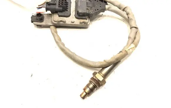 Volkswagen T-Roc Lambda probe sensor 04L907805CE