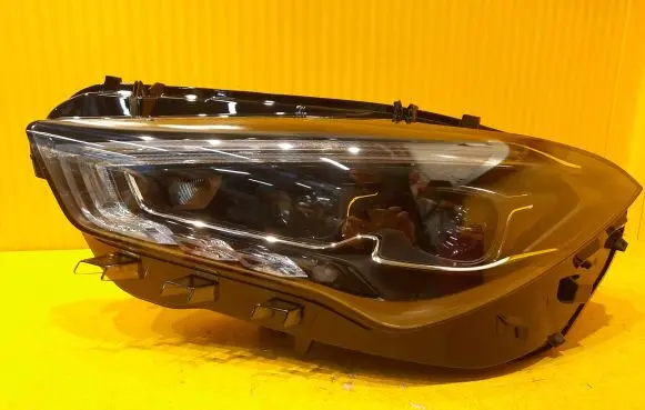 Mercedes-Benz CLA C118 X118 Headlight/headlamp A1189061301