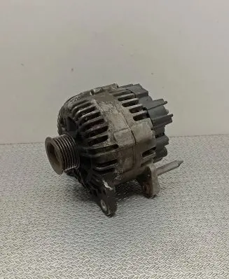 Volkswagen Golf V Generator/alternator 03C903023B 2542731E 404581810