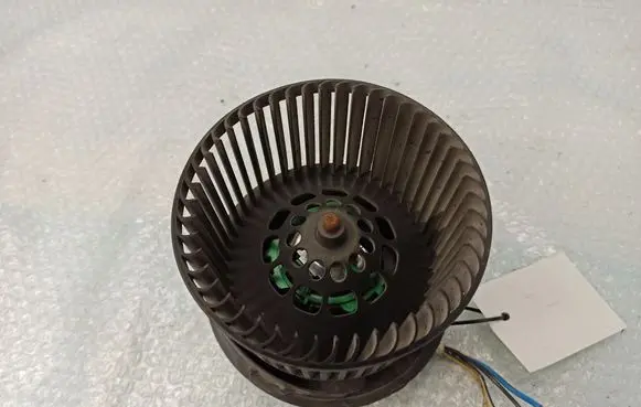Peugeot 107 Heater fan/blower N101813C