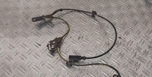 Toyota Verso ABS brake wheel speed sensor 8954202061