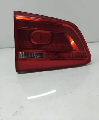 Volkswagen Touran II Tailgate rear/tail lights 1T0945093A 000529