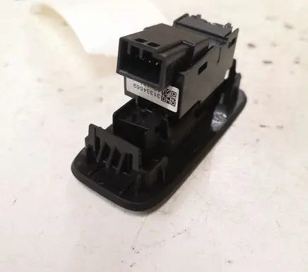 Volvo V40 Electric window control switch 31334569