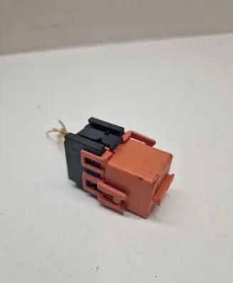 BMW 5 E60 E61 Other relay 1742690 1263 V23134B52X34