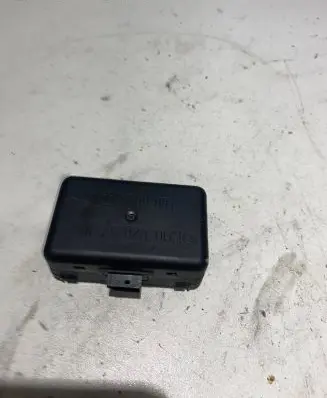 Mercedes-Benz C W203 Rain sensor 2108205710 00600000