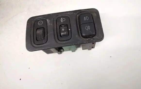 Fog light switch