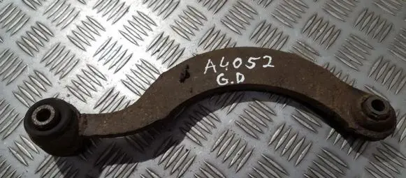 Toyota Avensis T270 Rear upper control arm/wishbone