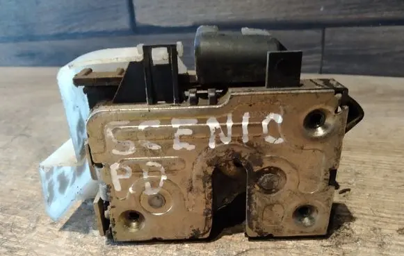 Renault Scenic I Front door lock
