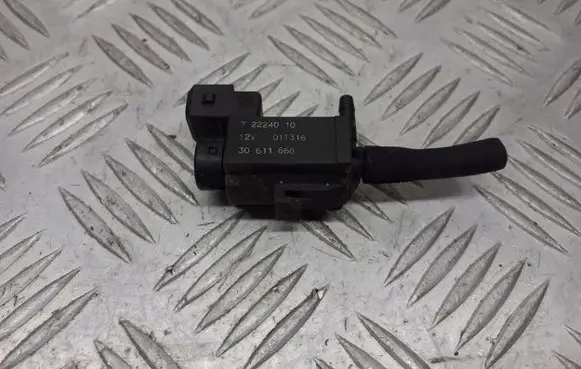 Volvo S80 Turbo solenoid valve 72224010