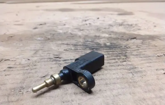 Skoda Fabia Mk3 (NJ) Coolant temperature sensor 03F919501B