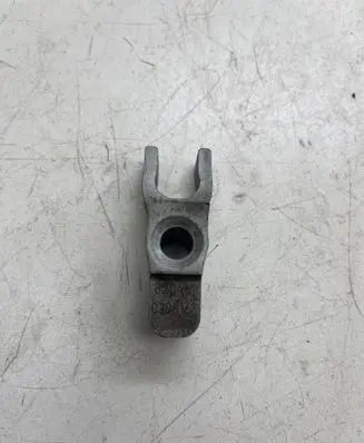 Opel Insignia A Fuel Injector clamp holder 82546 030616