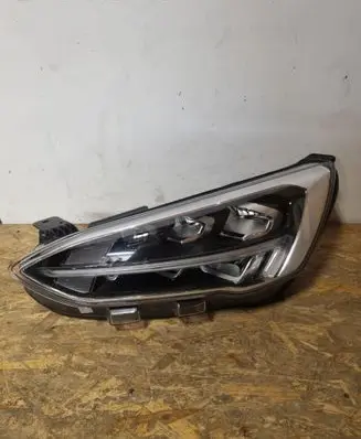 Ford Focus Headlight/headlamp