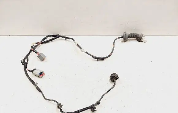 Chrysler 300 - 300C Rear door wiring loom 04607112AD