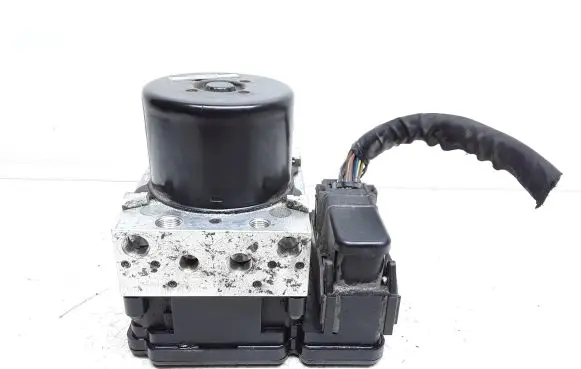Volvo V40 ABS Pump P31317075 31317075