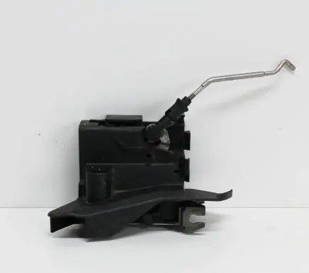 Audi A3 S3 8L Rear door lock 8D0839015A