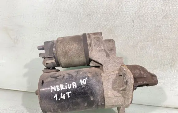 Opel Meriva B Starter motor 55566800 0001107493