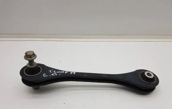 Volkswagen Tiguan Rear control arm