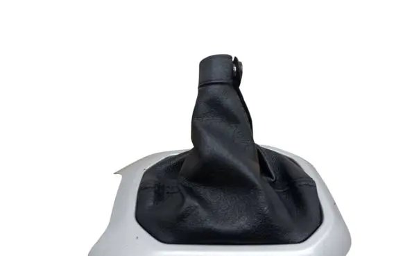 Jeep Renegade Gear lever shifter trim leather/knob 