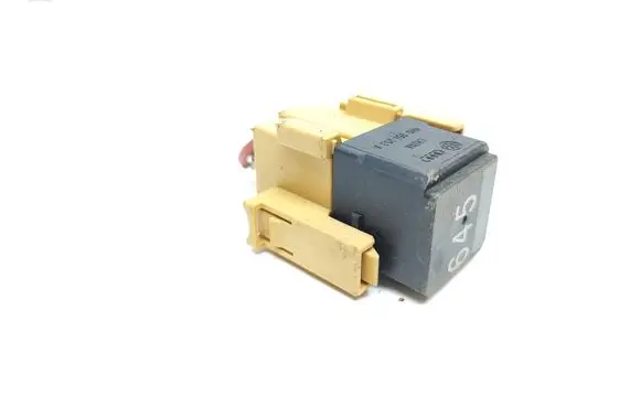 Volkswagen Touran II Other relay 4RA00779120
