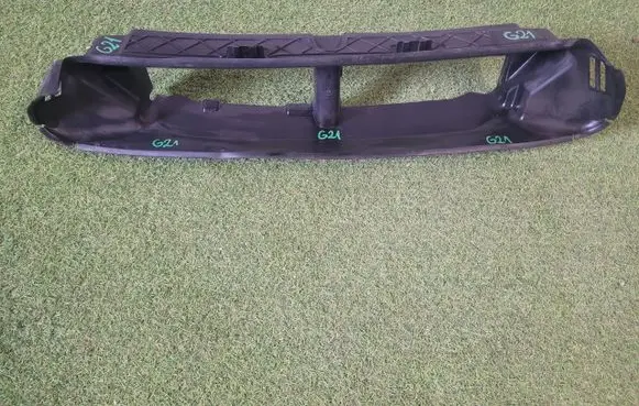 Volvo V40 Radiator trim 31294094
