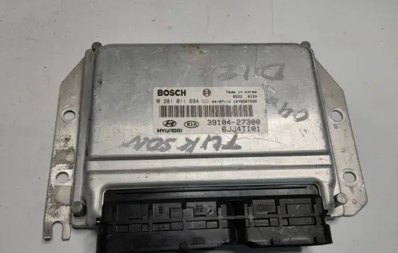 Hyundai Tucson JM Engine control unit/module 3910427300 0281011694 6JJ4TI01