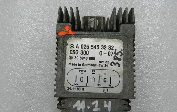 Mercedes-Benz A W168 Coolant fan relay A0255453232 A0275458032