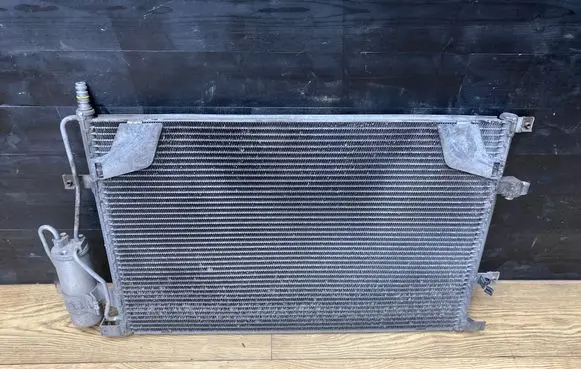 Volvo V70 A/C cooling radiator (condenser) 31101053