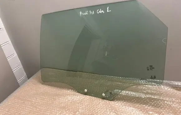 Audi A1 Rear door window glass 82G845205