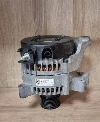 BMW 1 F40 Generator/alternator 8680374