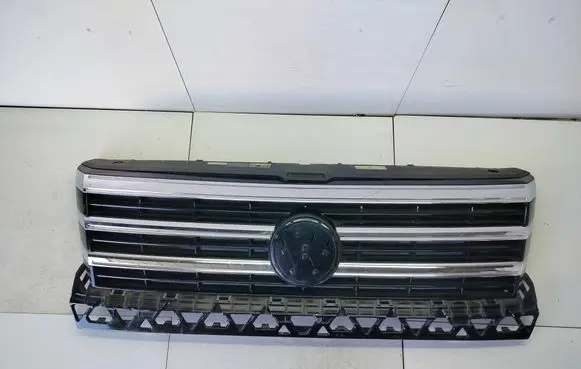 Volkswagen Crafter Front grill 7C0853653