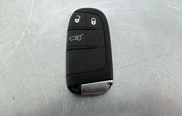 Jeep Grand Cherokee Ignition key/card 68143506AC