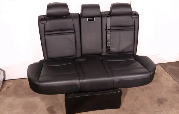 BMW X5 E70 Second row seats 