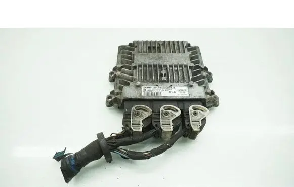 Volvo V50 Engine control unit/module ECU 30729065A