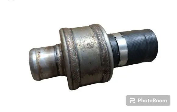 Nissan X-Trail T30 Intercooler hose/pipe 