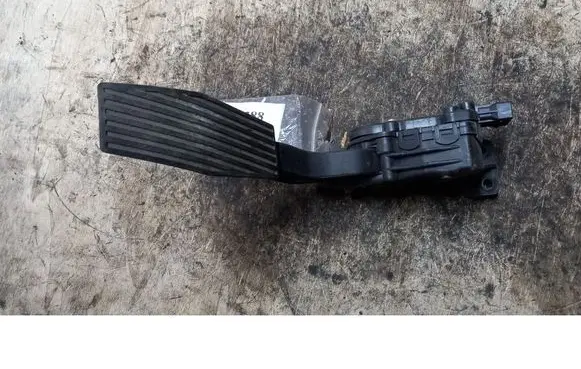 Opel Vectra C Accelerator pedal position sensor