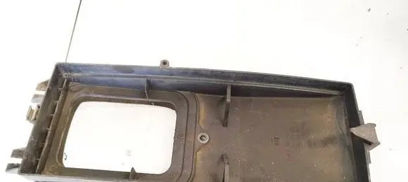 Volkswagen PASSAT B5 Other exterior part 8D0819641