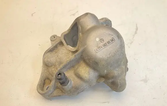 Mercedes-Benz E W238 Engine mounting bracket A2740920534