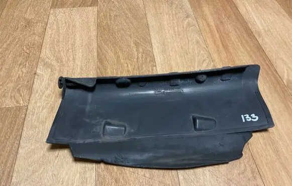 Opel Insignia A Radiator trim 55561769 323598326