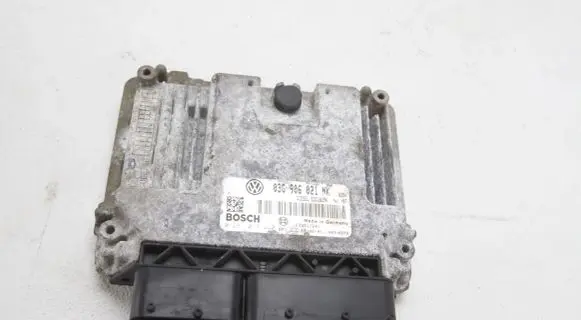 Volkswagen PASSAT B6 Engine control unit/module 03G906021NK 0281013440