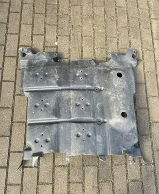 Engine splash shield/under tray